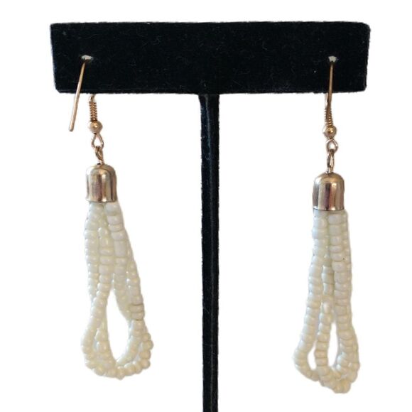 Vintage Seed Bead Earrings Tassel Dangle Pierced White Gold Tone Beach Bohemian. - Picture 5 of 16